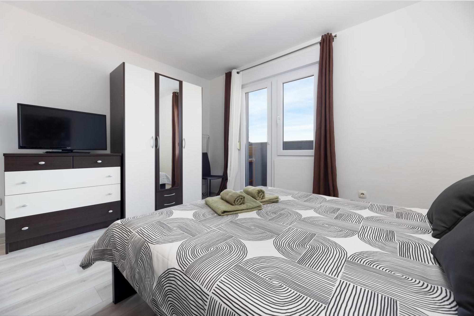 Apartment Kokolo With Sea View Сплит Экстерьер фото