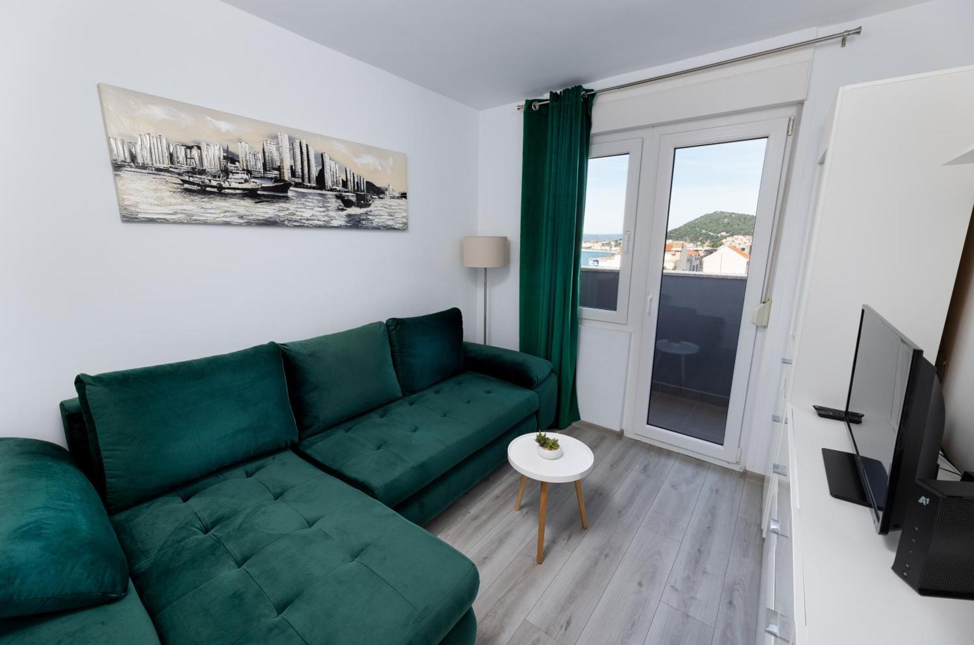 Apartment Kokolo With Sea View Сплит Экстерьер фото